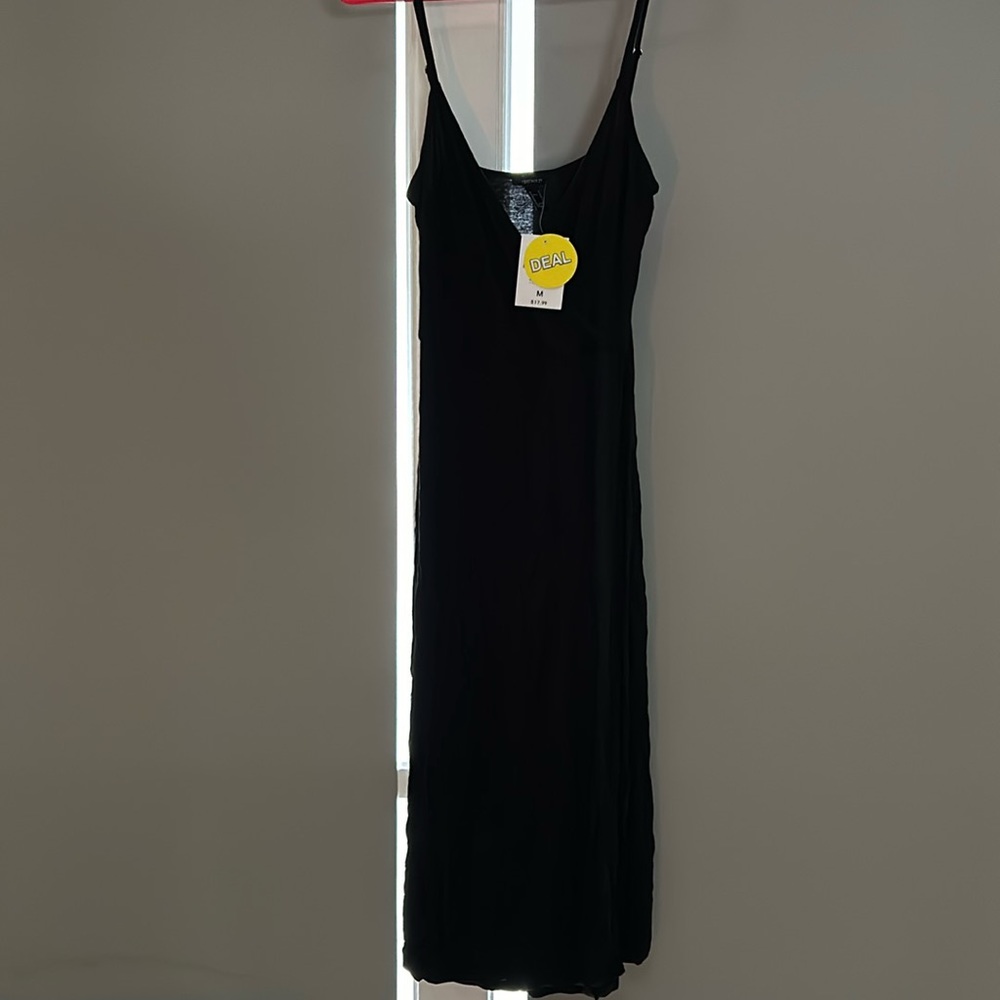 Black women’s forever 21 medium sundress